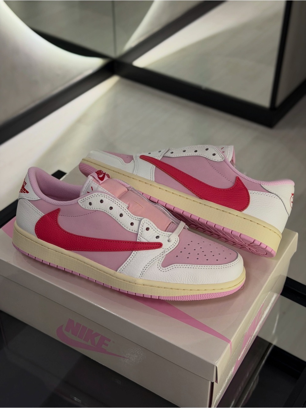 Air Jordan Travis Scott Men’s Low-Top Sneakers in Pink and White